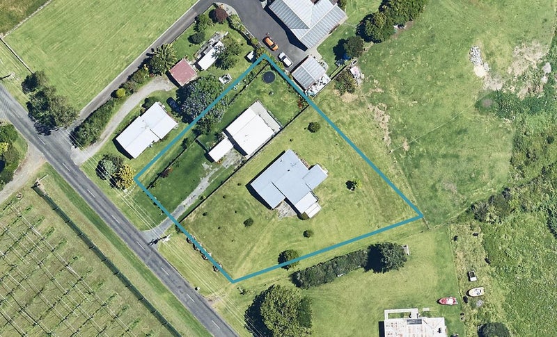 35 Lochhead Road, Te Puna, Tauranga - Carousel 1