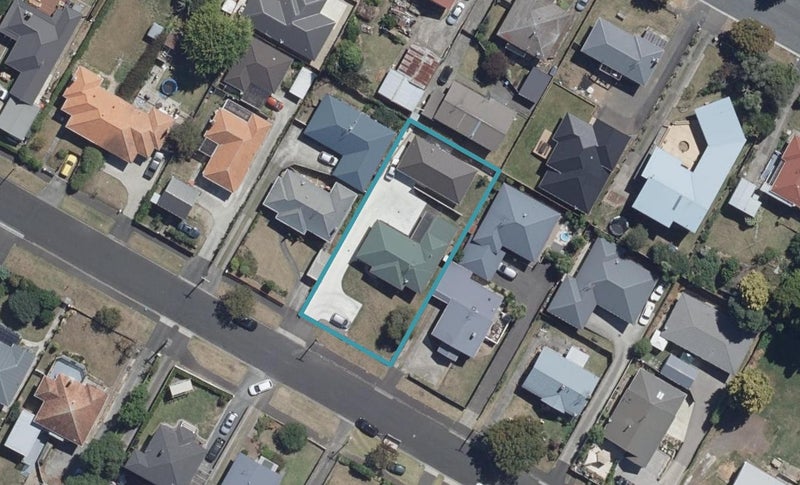 28 Hinau Street, Maeroa, Hamilton - Carousel 1