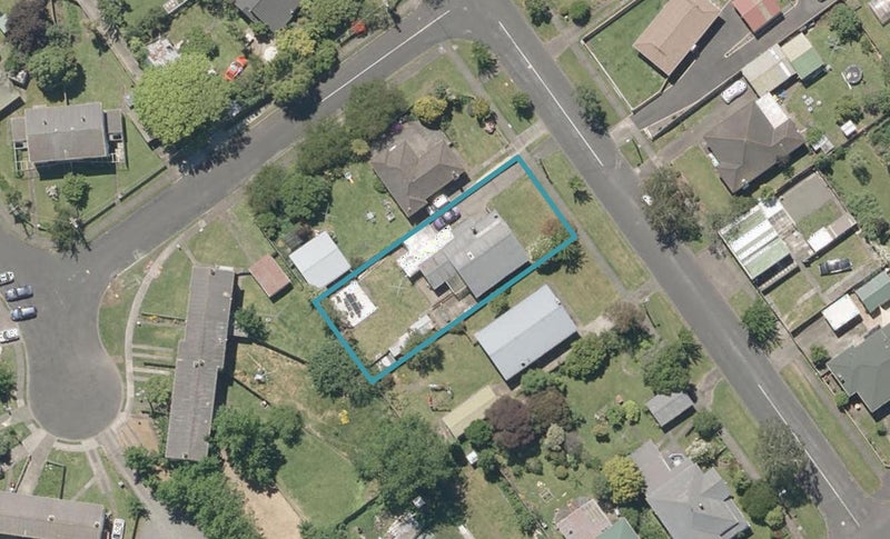 3 Stewart Street, Aramoho, Whanganui - Carousel 1