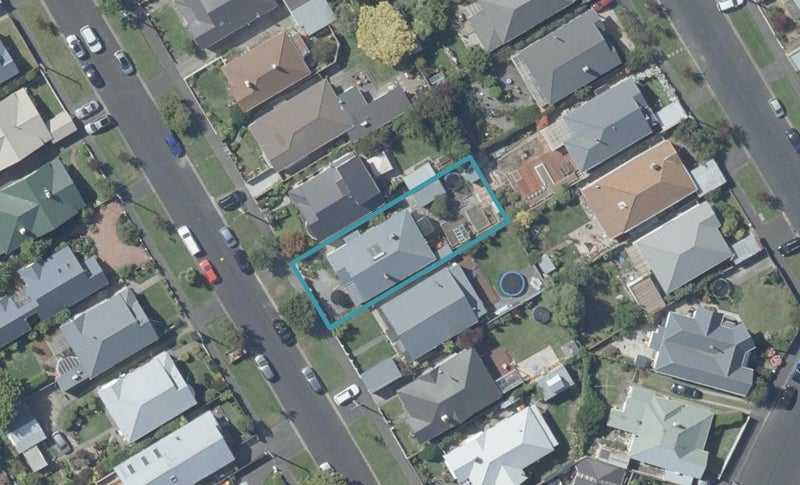 15 Pretoria Avenue, Saint Clair, Dunedin - Carousel 1