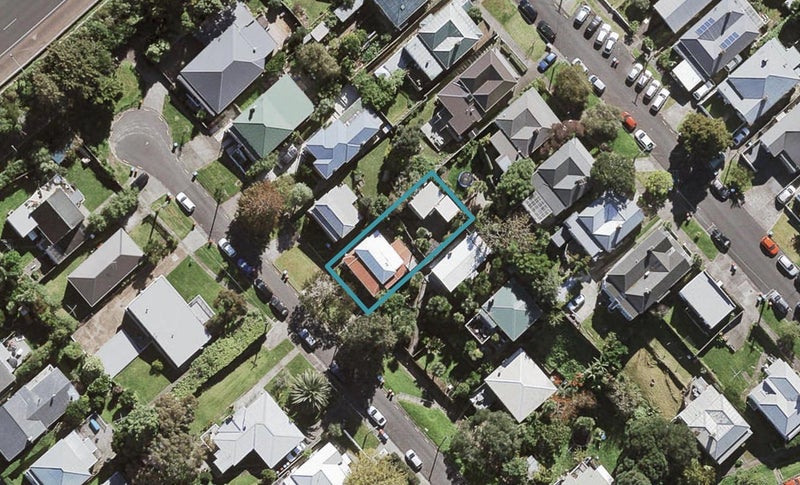 7 Hesketh Street, Kingsland, Auckland - Carousel 1