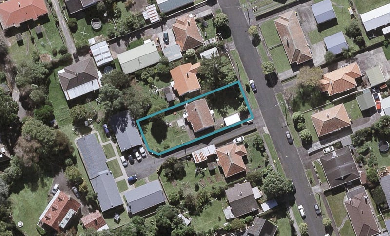 10 List Street, Welbourn, New Plymouth - Carousel 1