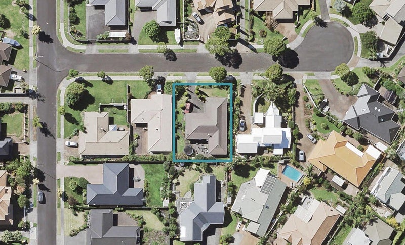 5 Sligo Place, Somerville, Manukau - Carousel 1