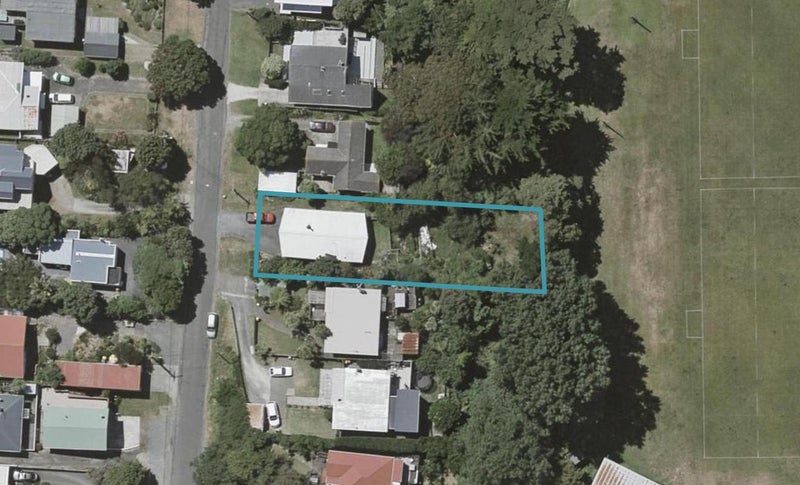 120 Renown Road, Raumati South, Paraparaumu - Carousel 1