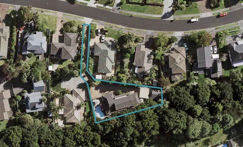 29 Kuripaka Crescent, The Gardens, Auckland - Carousel 1