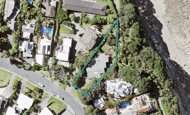 47 Churchill Road, Murrays Bay, Auckland - Carousel 1