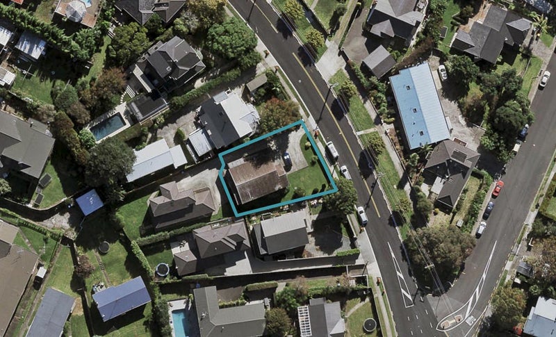 28 Pukerangi Crescent, Ellerslie, Auckland - Carousel 1