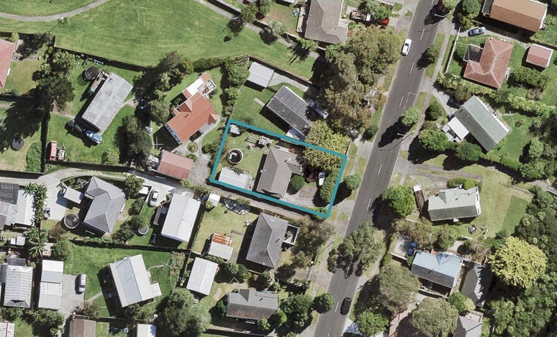 18 Luanda Drive, Ranui, Auckland - Carousel 1