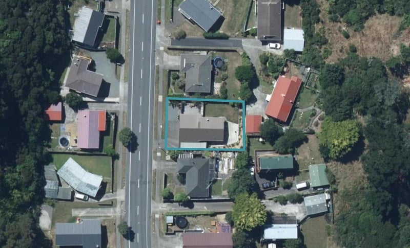 58 Omapere Street, Whitby, Porirua - Carousel 1
