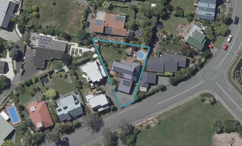 5 Santa Maria Avenue, Mount Pleasant, Christchurch - Carousel 1