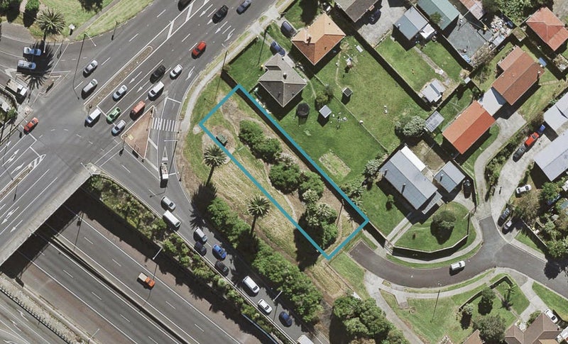 474 Massey Road, Māngere East, Auckland - Carousel 1