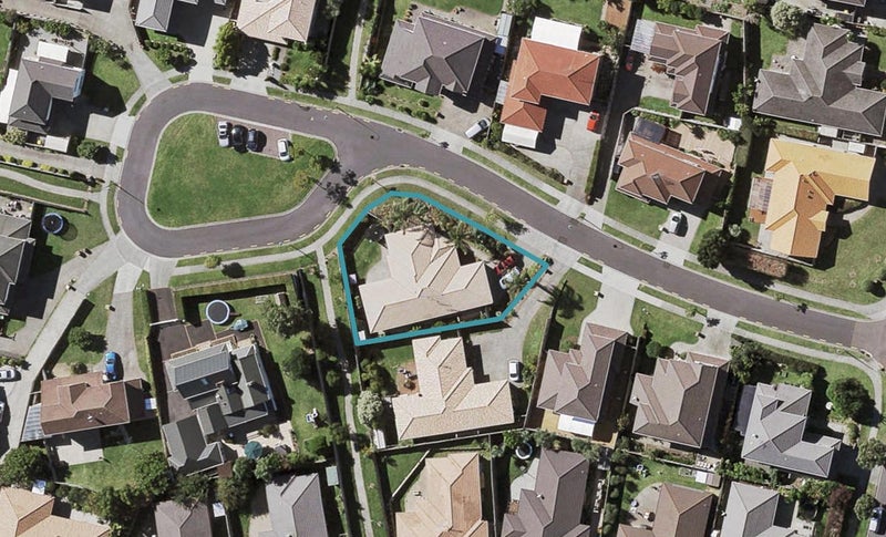 10 William Woods Court, Flat Bush, Auckland - Carousel 1