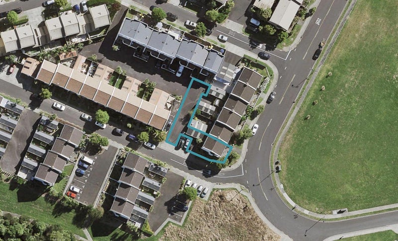 23 Mt Lebanon Lane, Henderson, Auckland - Carousel 1