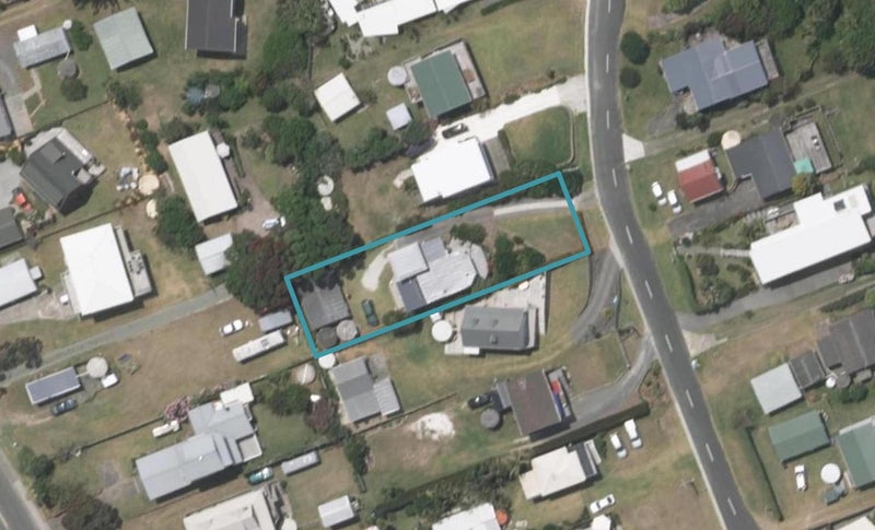 22 Eveline Street, Mangawhai Heads, Mangawhai - Carousel 1