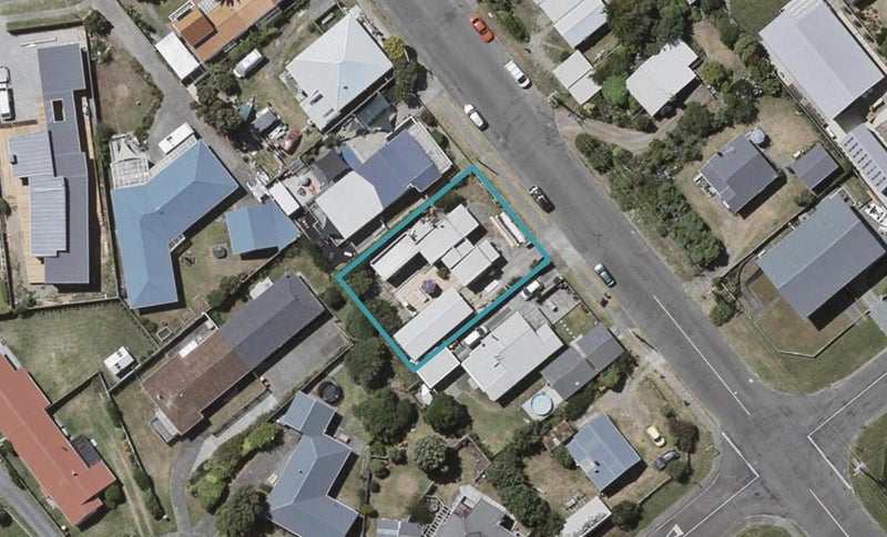 14 Waimea Road, Waikanae Beach, Waikanae - Carousel 1
