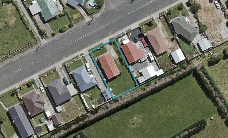 19 Avon Road, Clifton, Invercargill - Carousel 1