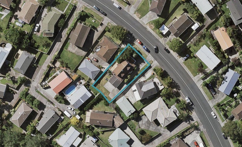 99 Athena Drive, Totara Vale, Auckland - Carousel 1