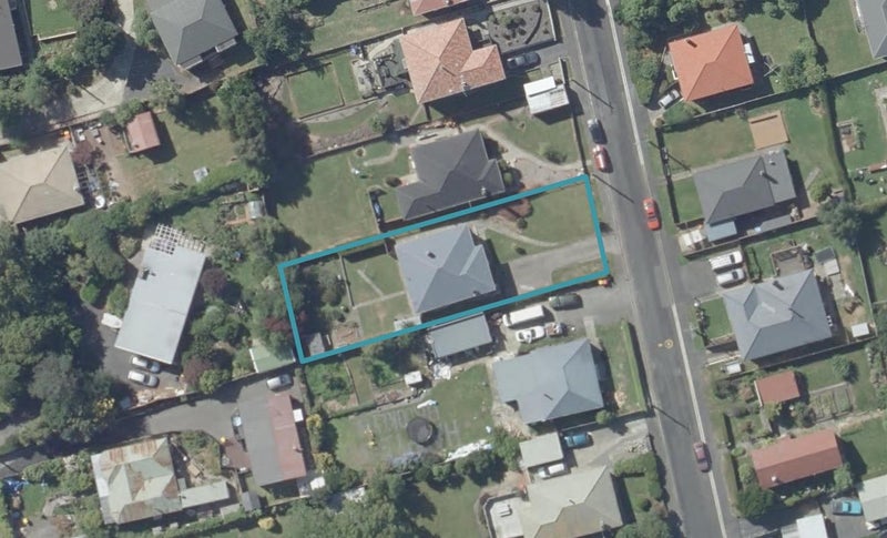 16 Exeter Street, Abbotsford, Dunedin - Carousel 1