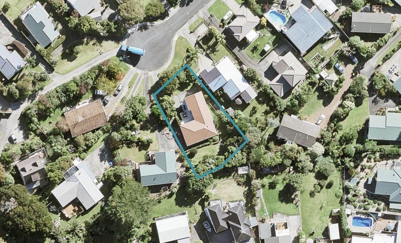 9 Moera Place, Stanmore Bay, Whangaparaoa - Carousel 1