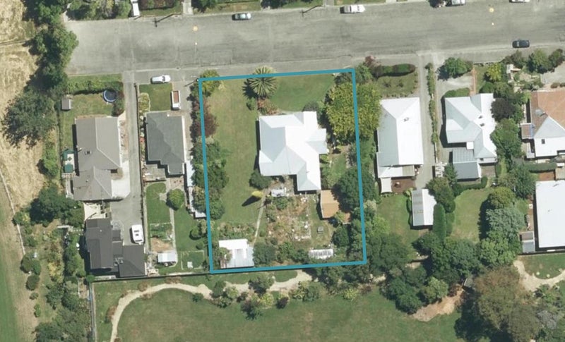 15 Grady Street, Mayfield, Blenheim - Carousel 1