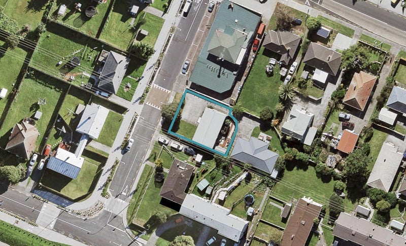 10 McKinnon Street, Mount Roskill, Auckland - Carousel 1