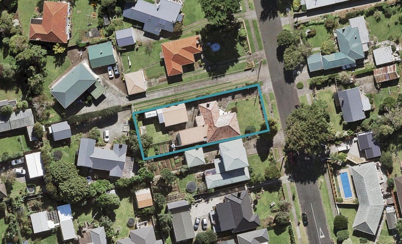 28 Scott Avenue, Mangere Bridge, Auckland - Carousel 1