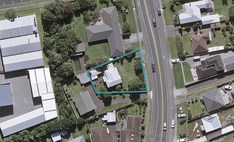 200 South Road, Spotswood, New Plymouth - Carousel 1
