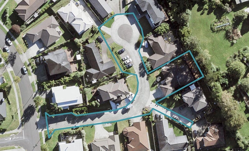 13 Jomard Terrace, Northcross, Auckland - Carousel 1