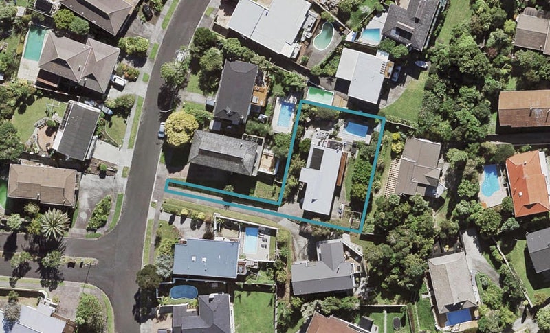 25 Chatswood Grove, Chatswood, Auckland - Carousel 1