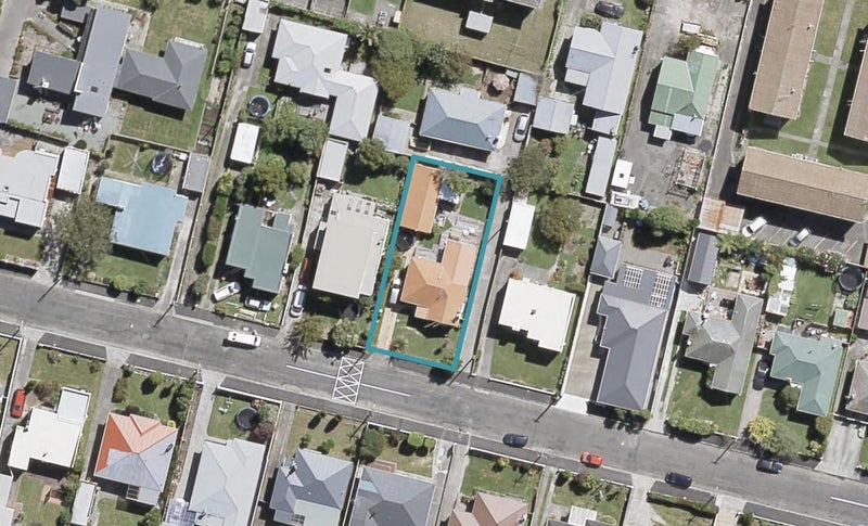 11 Meadows Avenue, Waiwhetu, Lower Hutt - Carousel 1