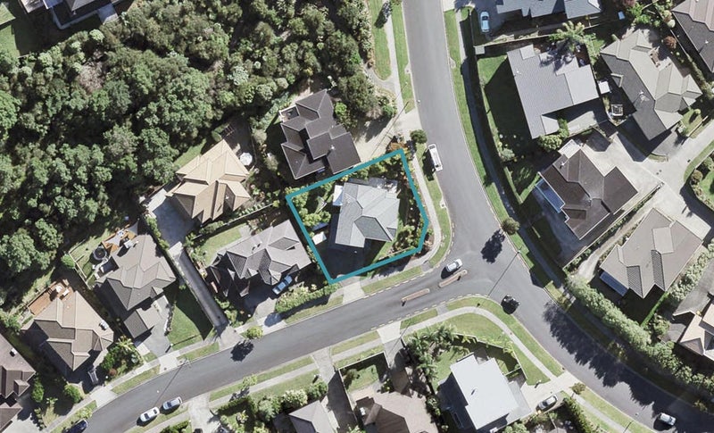 1 Springvale Drive, Fairview Heights, Auckland - Carousel 1