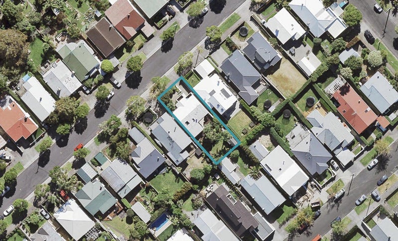 39 Cumberland Avenue, Westmere, Auckland - Carousel 1