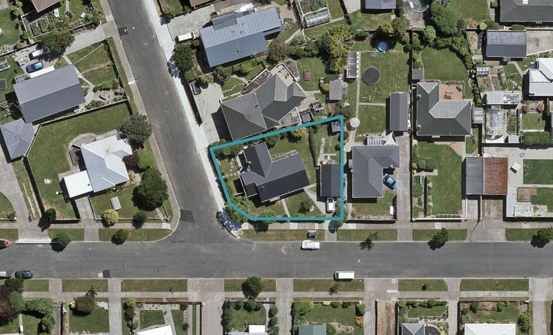 82 Prospect Terrace, Newfield, Invercargill - Carousel 1