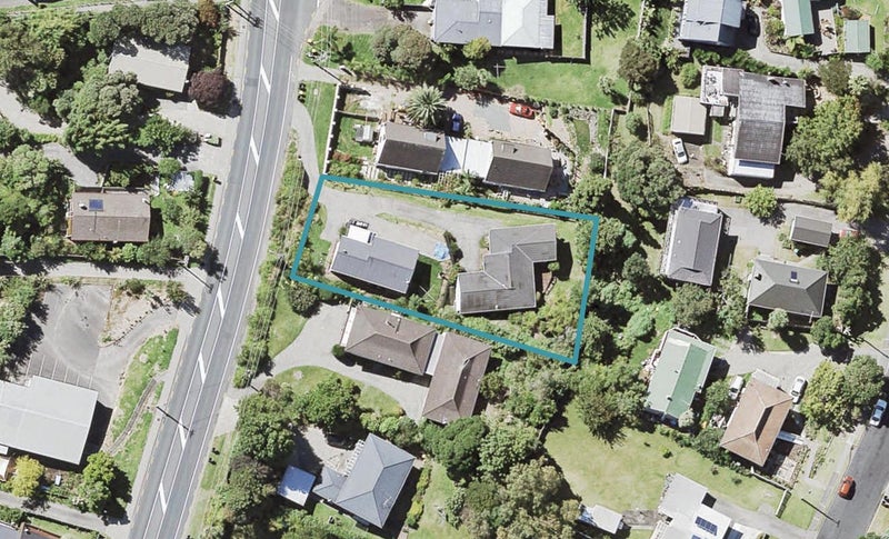 1/725 Beach Road, Browns Bay, Auckland - Carousel 1