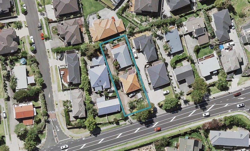 2/27 Rosedale Road, Pinehill, Auckland - Carousel 1