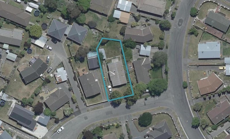 4 Sophora Place, Parklands, Christchurch - Carousel 1