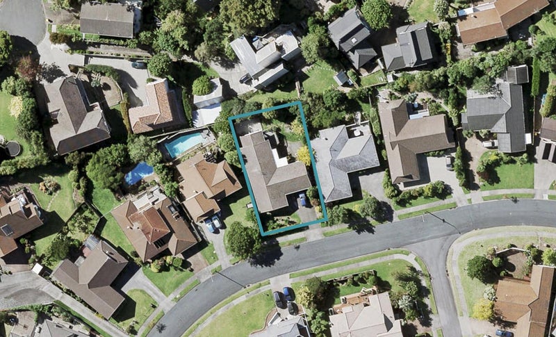 63 Oliver Road, Eastern Beach, Auckland - Carousel 1