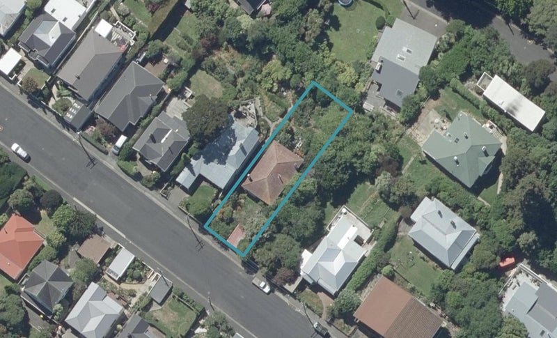 44 Cannington Road, Maori Hill, Dunedin - Carousel 1