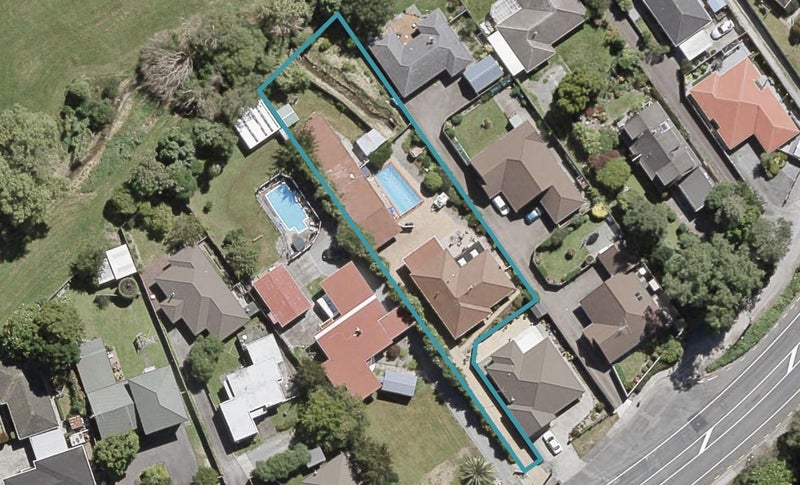 1151 Fergusson Drive, Clouston Park, Upper Hutt - Carousel 1