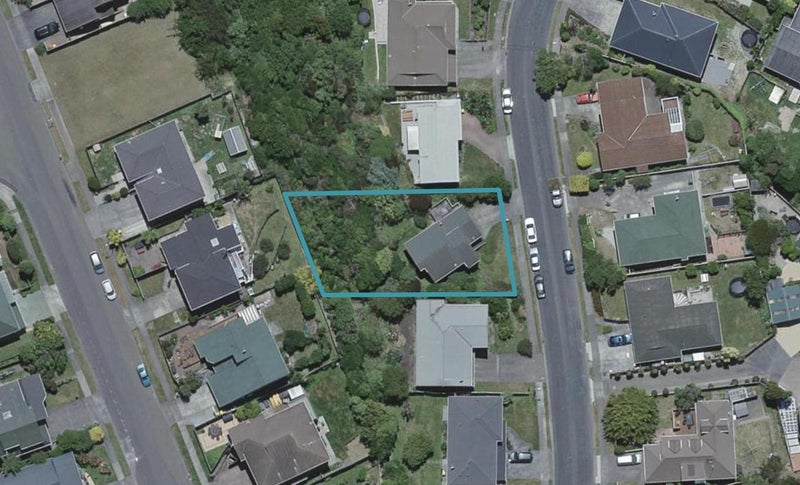 20 St Aidans Way, Tawa, Wellington - Carousel 1