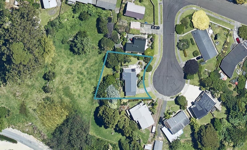 4 Ely Place, Bethlehem, Tauranga - Carousel 1