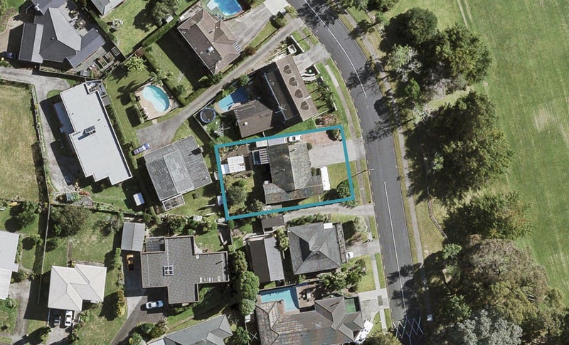 15 Mossford Green, Pahurehure, Papakura - Carousel 1