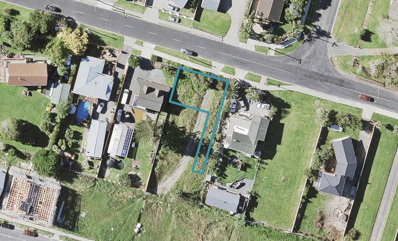 96A Karaka Road, Beachlands, Auckland - Carousel 1