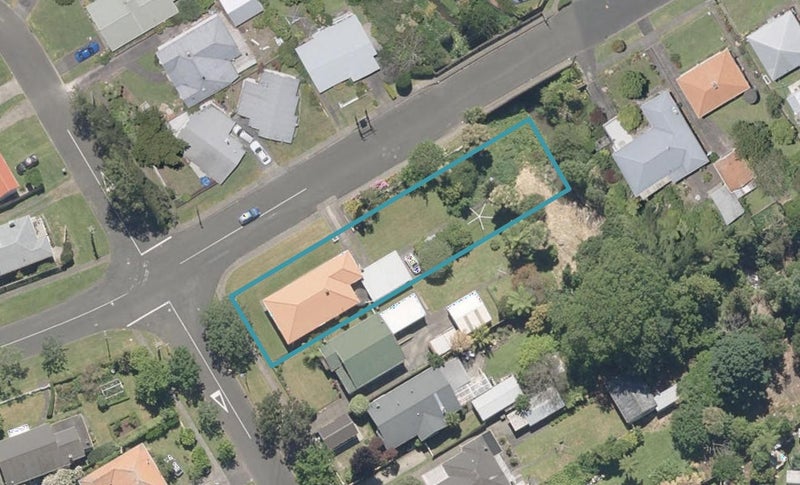 14 Sedgebrook Street, Whanganui East, Whanganui - Carousel 1