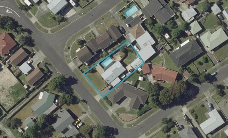 44 Pinedale Parade, Milson, Palmerston North - Carousel 1