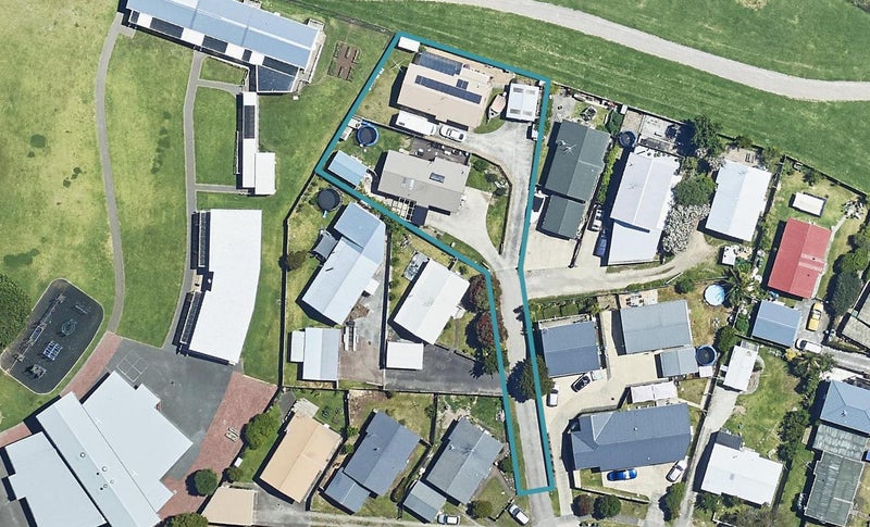 8A Redditch Place, Papamoa Beach, Papamoa - Carousel 1