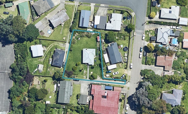 7 Te Kaponga Street, Brookfield, Tauranga - Carousel 1