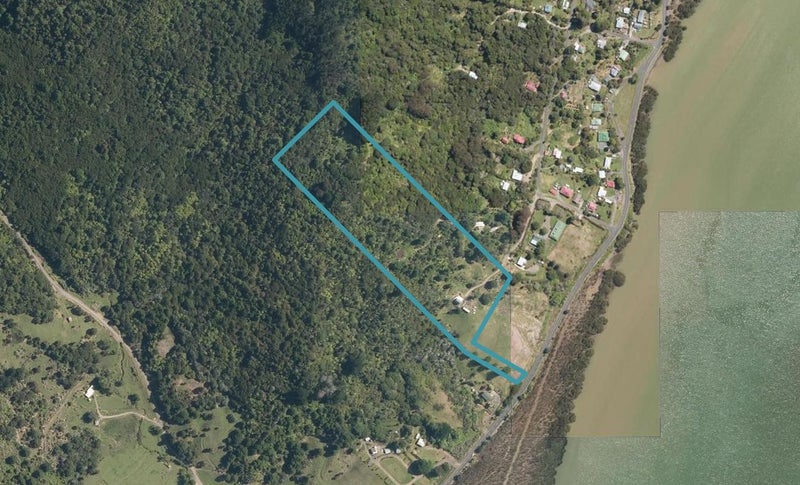 1 Yarborough Street, Kohukohu, Kohukohu - Carousel 1