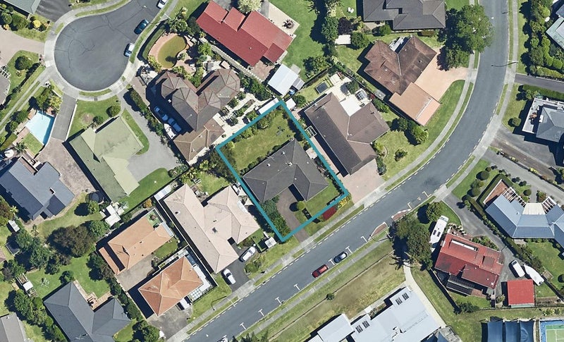 31 Clivedene Street, Matua, Tauranga - Carousel 1