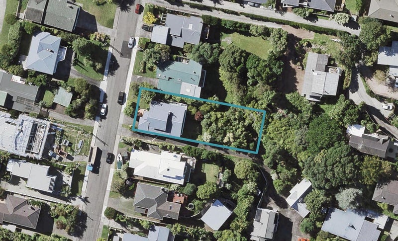 80 Parr Terrace, Castor Bay, Auckland - Carousel 1